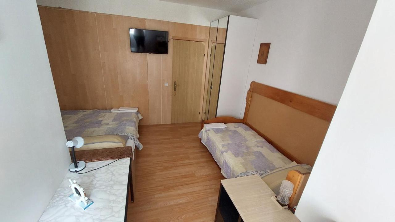 Apartments Luna Stan Trigraci ภายนอก รูปภาพ