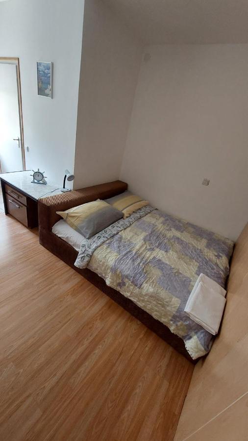 Apartments Luna Stan Trigraci ภายนอก รูปภาพ
